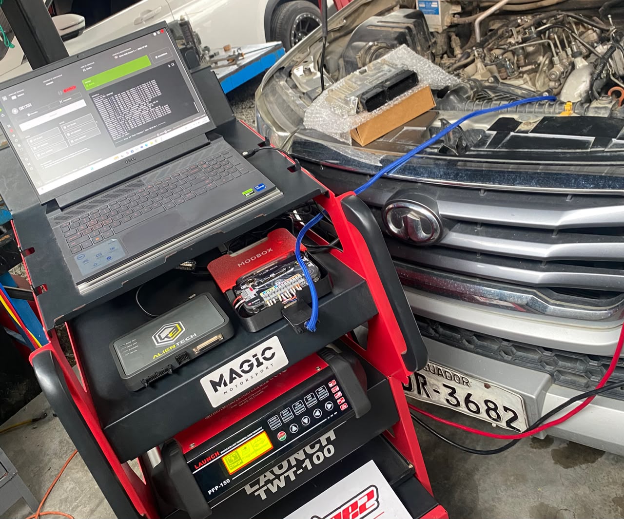 Servicio de Reprogramación en Autotrónica Jiménez