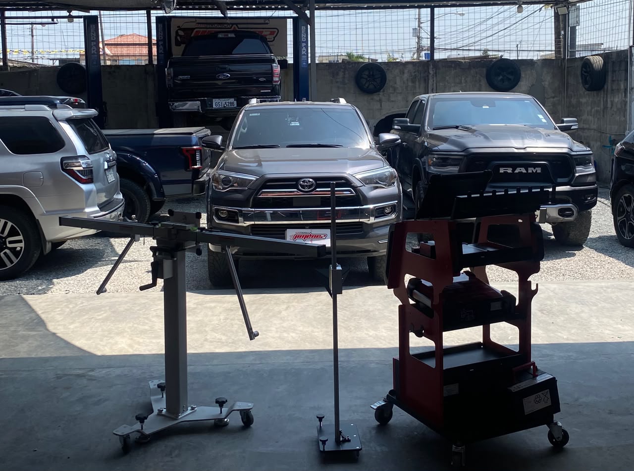 Servicio de Calibración ADAS cámaras, radares y sensores en Autotrónica Jiménez
